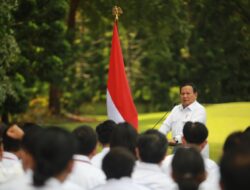 Prabowo Tekankan Tak Maksud Militeristik ke Kabinet: Saya Minta Saudara Setia pada Bangsa dan Negara