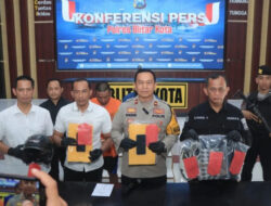 Polres Blitar Bekuk Sindikat Pencuri Modus Kempes Ban & Pecah Kaca Mobil Antarkota