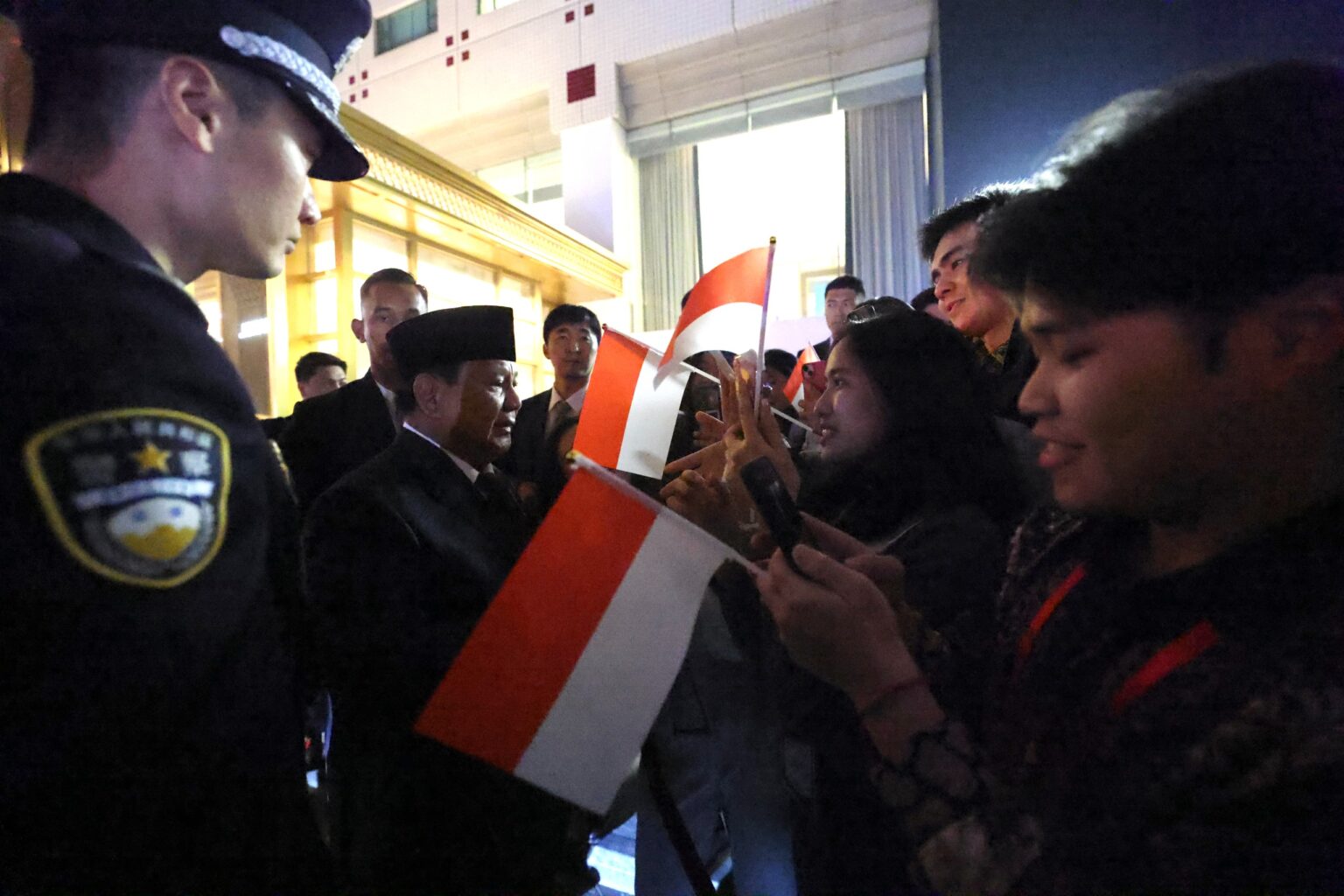 Indonesian Students in Beijing Excitedly Prepare to Welcome Prabowo Subianto