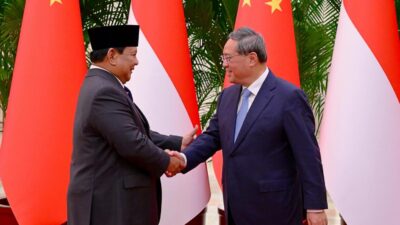 Prabowo Subianto Meets with China PM, Aims to Enhance Economic and Educational Collaboration