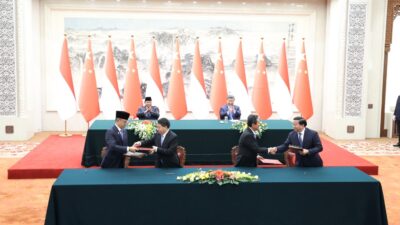 Prabowo Subianto and Xi Jinping Witness Signing of Multiple Indonesia-China Cooperation MoUs