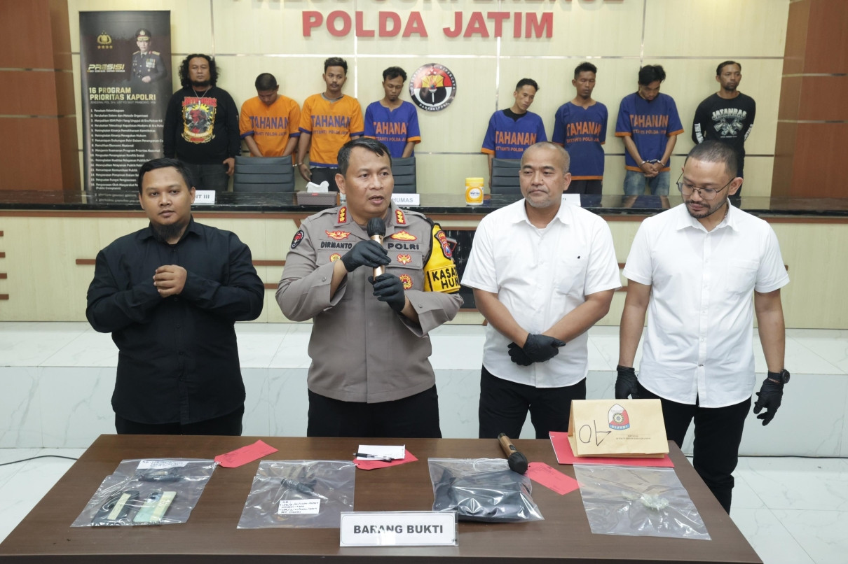 Polda Jatim Tangkap 6 Komplotan Residivis Curanmor Asal Pasuruan yang Ditembak Mati