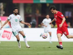 “Thom Haye: Rencana Tinggal di Indonesia Setelah Pensiun?”