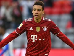 “Toni Kroos Kritik Bayern Munchen: Tergantung pada Jamal Musiala”