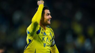 Al Nassr Menang 2-1: Ronaldo Dekati Rekor 1000 Gol!