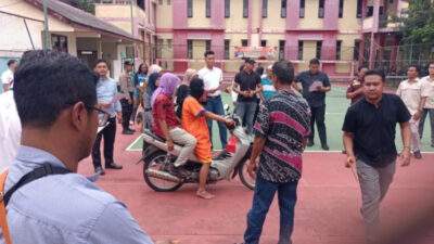 “Rekonstruksi Pembunuhan Pelajar SMK di Lamongan: 12 Adegan Terungkap”