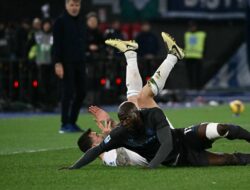 Sengitnya Laga Lazio Vs Napoli: Skor 2-2