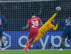 Penampilan Sensasional Alisson Becker di Liga Champions, PSG Gagal