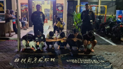 Ditangkapnya Belasan Remaja Surabaya dalam Tawuran Hari Ke-3 Ramadan