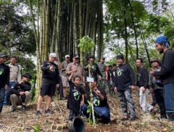 Penanaman Pohon oleh Yayasan Paseban dan Arista Montana untuk Menjaga Keberlanjutan Lingkungan Megamendung